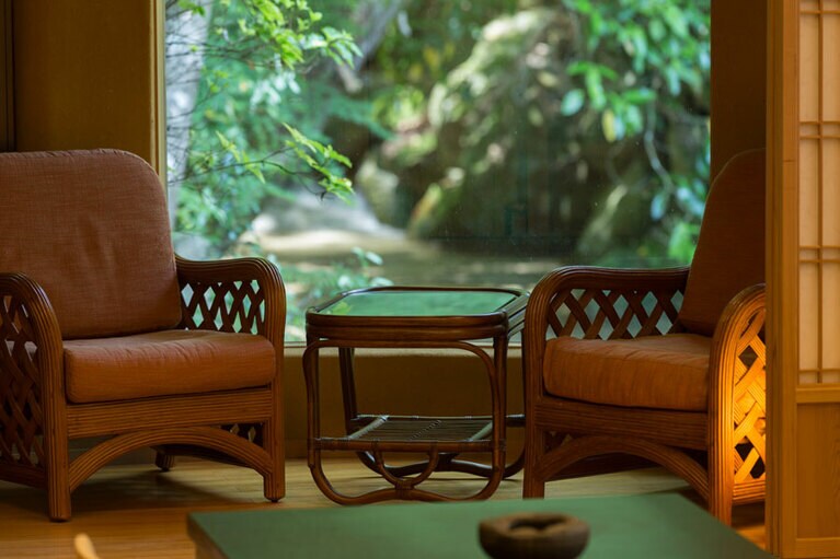 秋月温泉 料亭旅館 清流庵［福岡／秋月温泉］あやめの間 縁側。