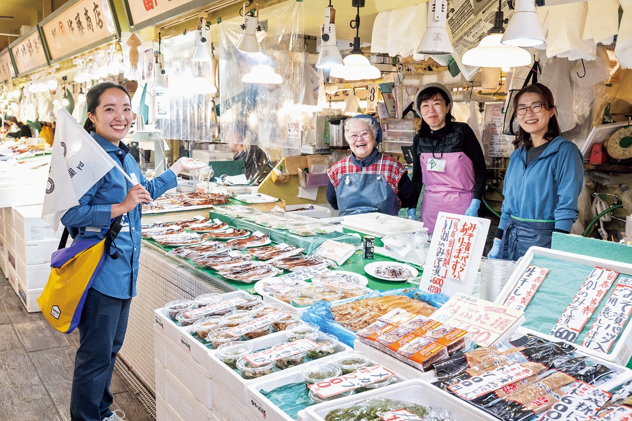 イカのお母さんに会いに、はこだて自由市場へ。