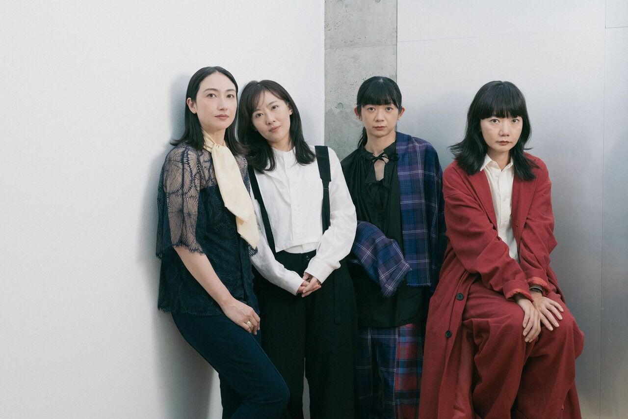 (左から)香椎由宇、前田亜季、関根史織、ペ・ドゥナ