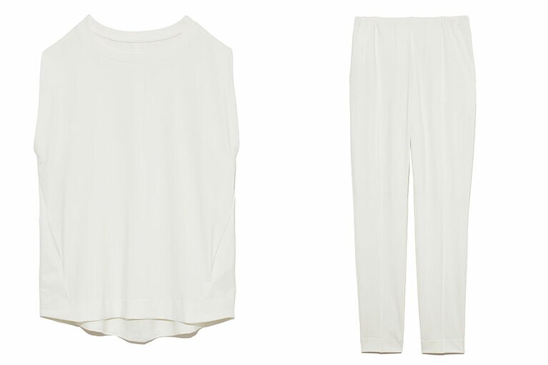 機能カットトップス 9,400円、機能カットパンツ 14,000円／エミ アトリエ。