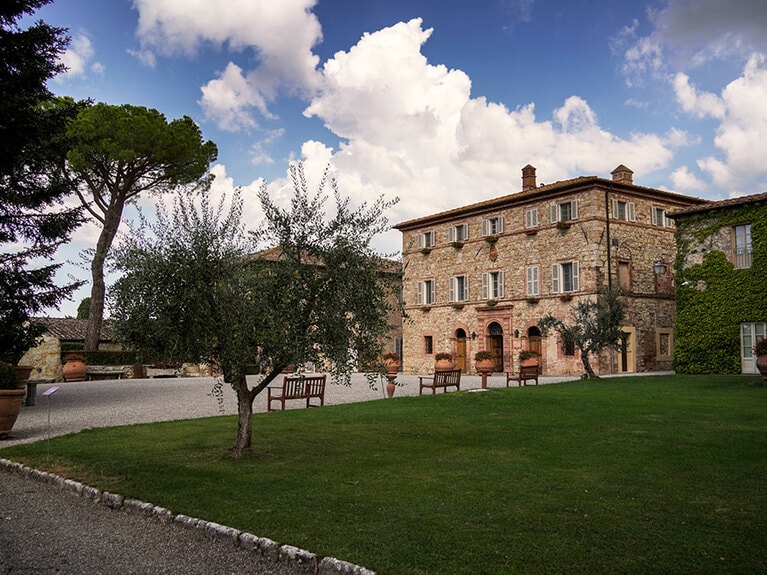 マナーハウスのある中心広場。