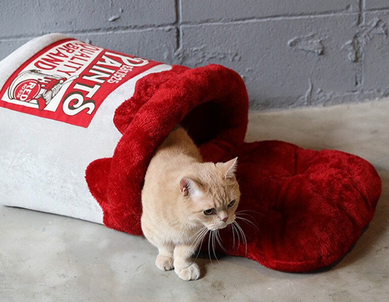 Petベッド Paint Can RD 2,980円。