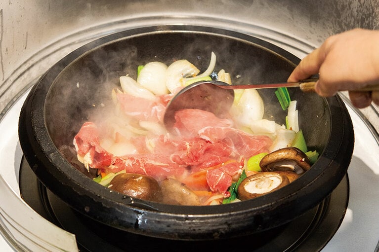 松江自助火鍋城 (ソンジャンズーヂェホゥグォチォン)。