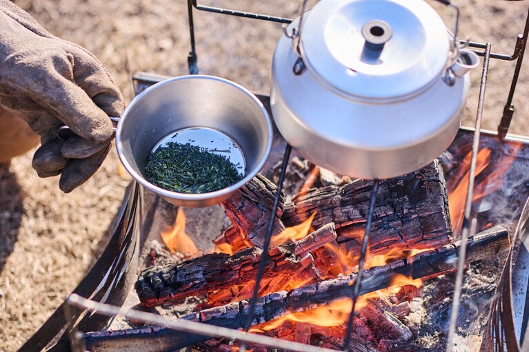 同時進行でお湯を沸かすと、効率がいい。