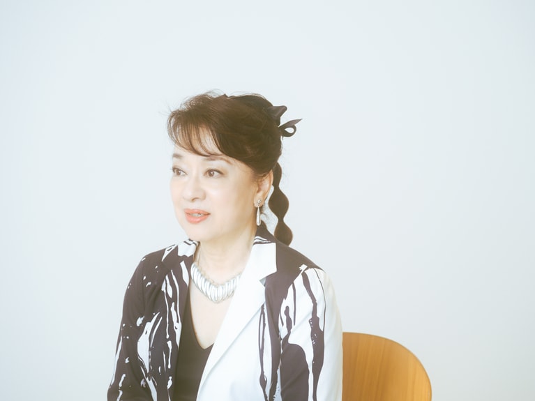 ジュディ・オングさん。