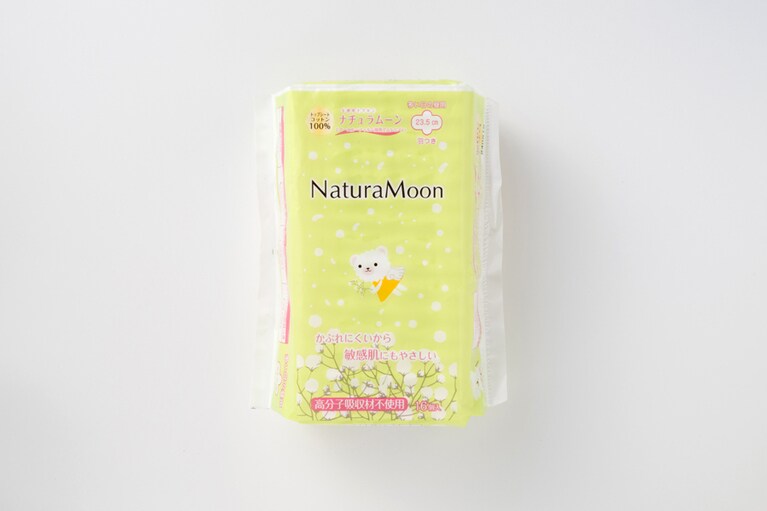 「ナチュラムーン」生理用ナプキン 多い日の昼用 羽つき 23.5cm 16枚入り 550円／G-Place