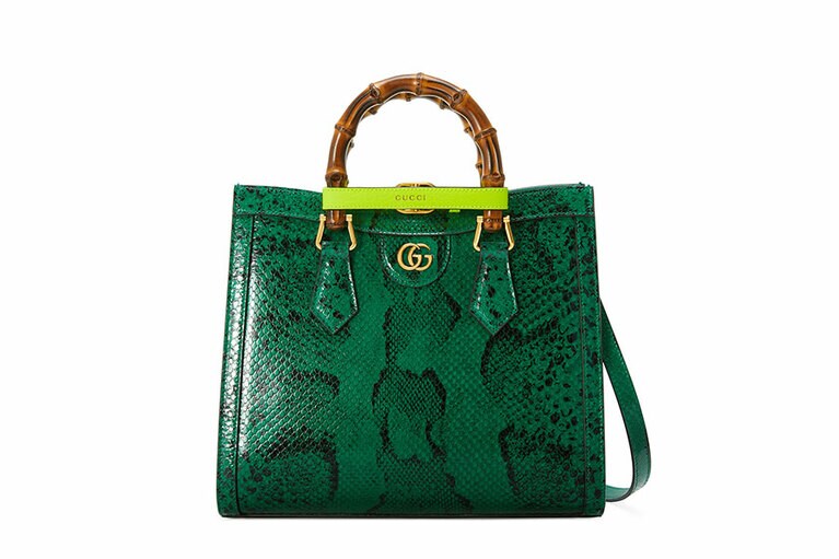 「グッチ ダイアナ」スモール 558,800円(税込) H24xW27xD11cm