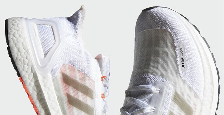 汗やムレを逃がしてくれる透湿性は暑い時期にぴったり。