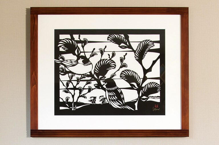 【星野リゾート 界 アルプス】客室を飾る切りえ作品。