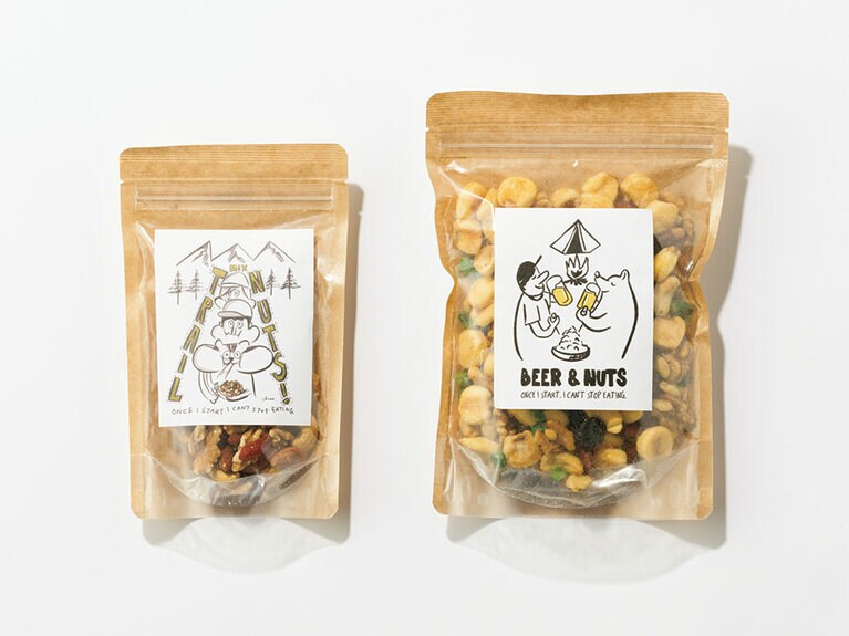左：ナッツ・ドライフルーツ 918円、右：ビアナッツ 1,728円／サンデーマウンテン