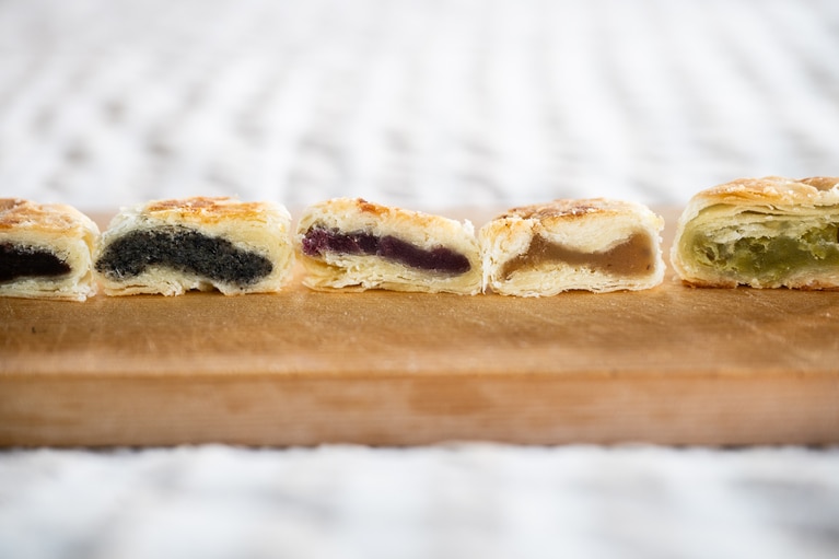 “お焼き”のような、丸く、平たいパイ。