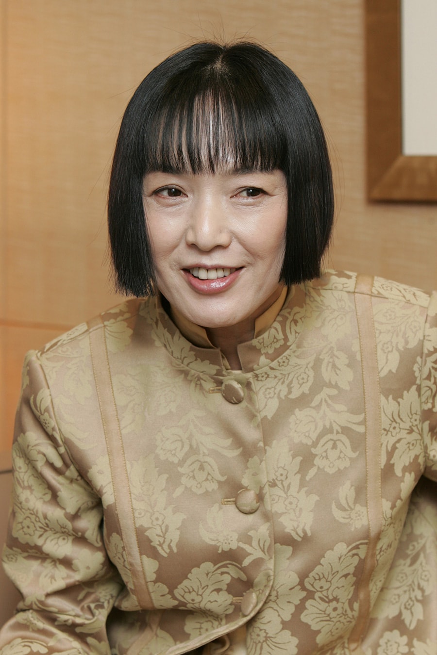 日本テレビの火サスにおいて、85年から93年まで「女検事・霞夕子」の主演を務めた桃井かおり。