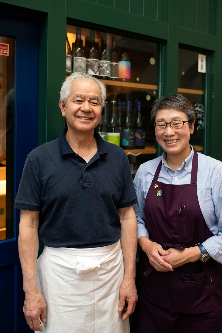 シェフの石原昌弘さんとソムリエの浩子さんご夫妻。東京でイタリア料理店を営んだ後、この地で店をオープン。