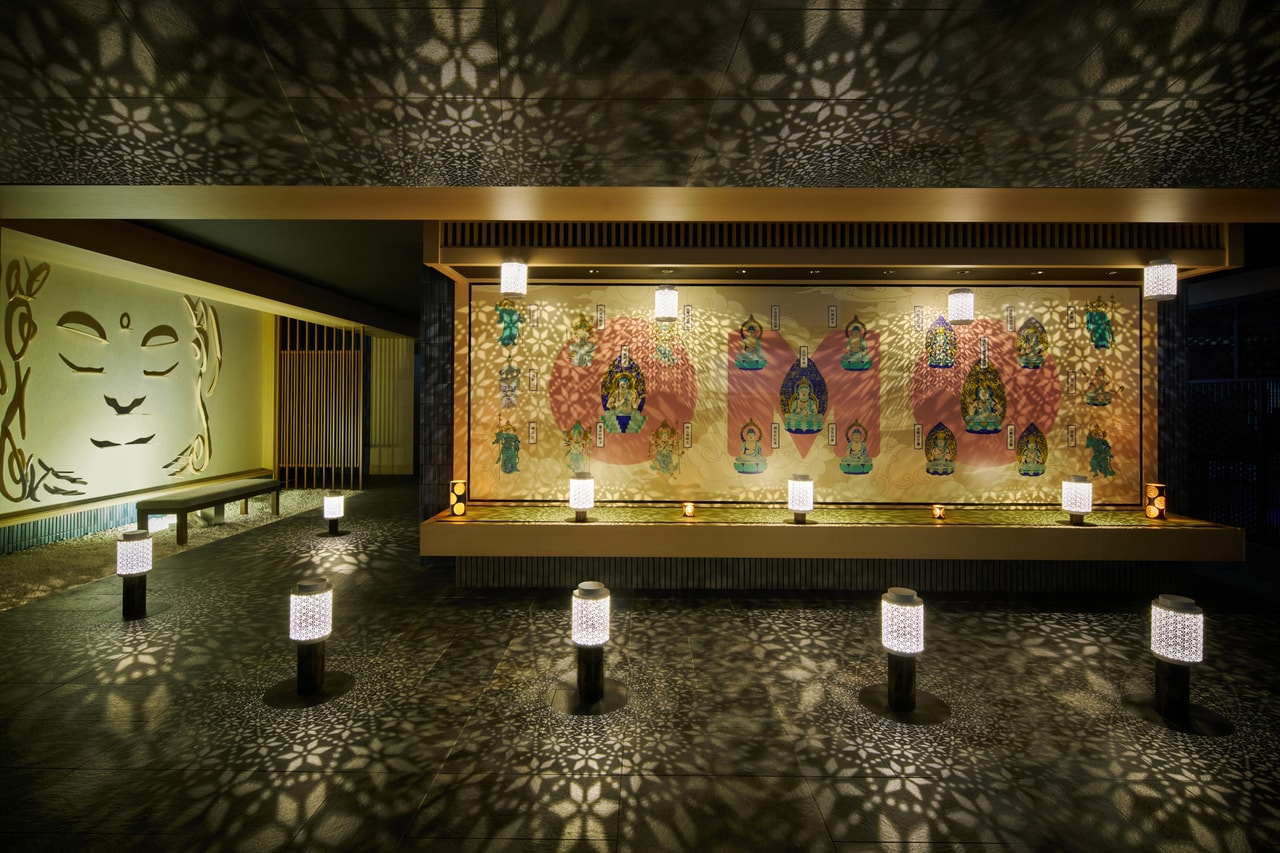 幻想的な「まんだらランプアート」の幾何学模様の光は、弘法大師・空海の想いを表現したもの。