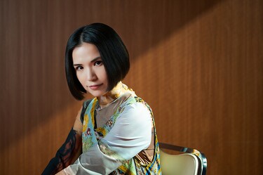 Superfly・越智志帆がエッセイを出版 「歌詞は写真で文章は 映像