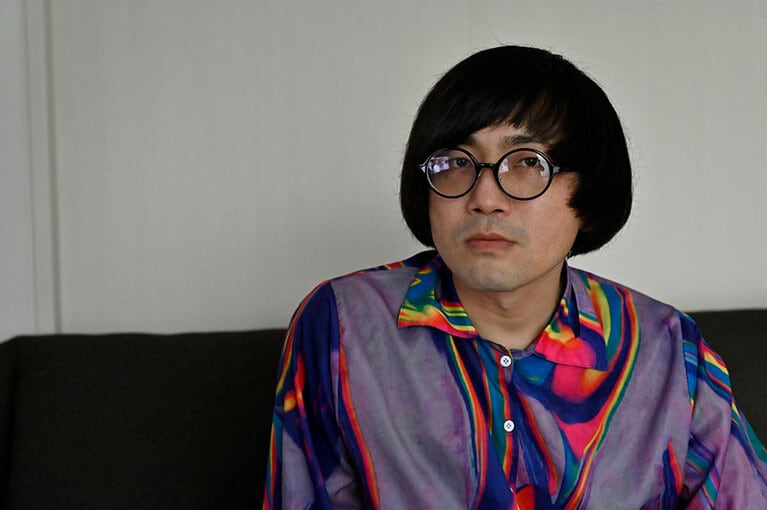 常人が思いつかない実験を行う。