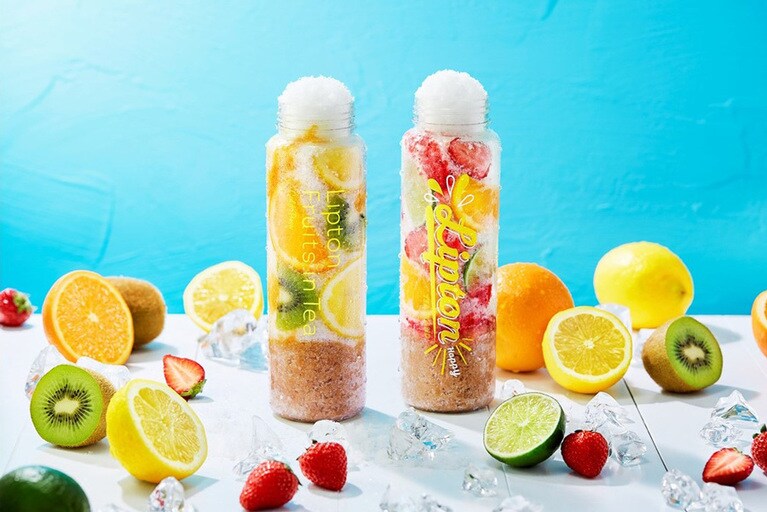 シャリシャリかわいくて、持ち運べちゃう「パフェ氷」が新登場。