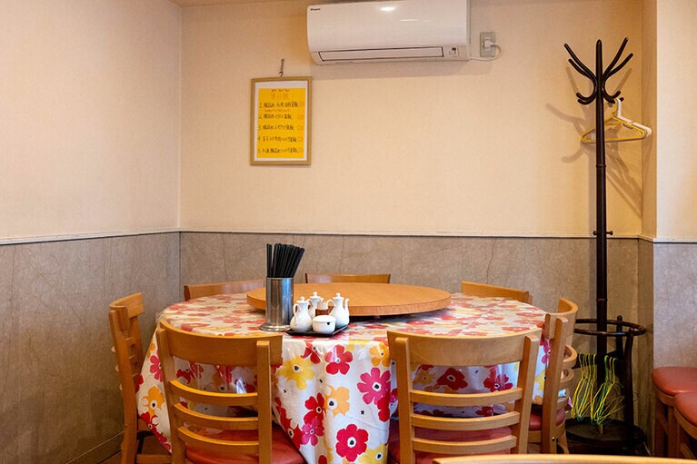  南粤美食の2階席。