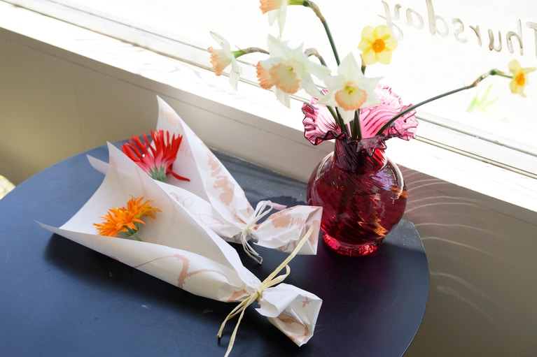 一輪の花を持って鎌倉散策という楽しみ方も。