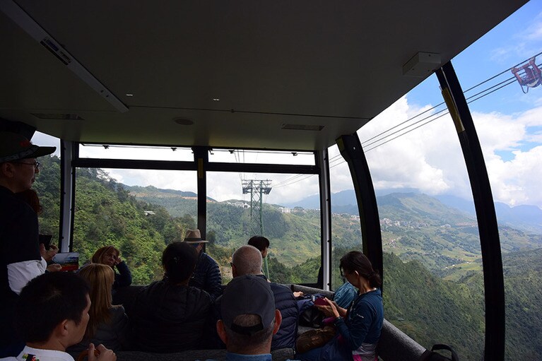 2016年に開通したロープウェイ。パノラマビューが広がる。