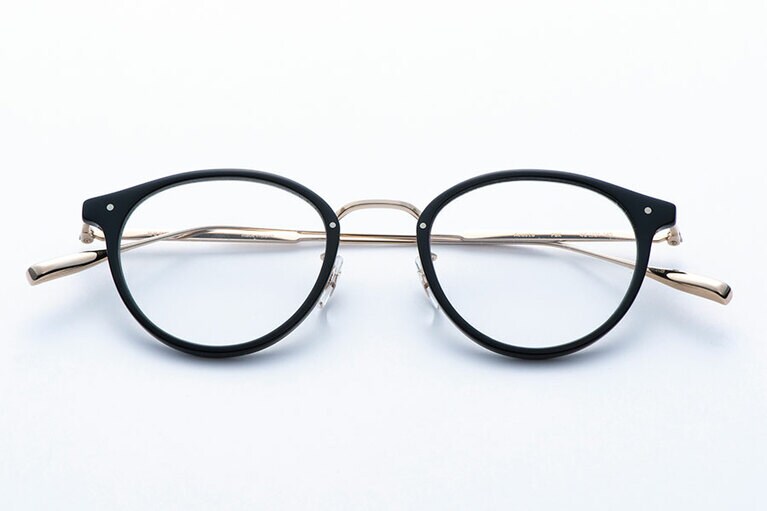 ACOSTA 39,600円／EYEVAN(EYEVAN Tokyo Gallery)
