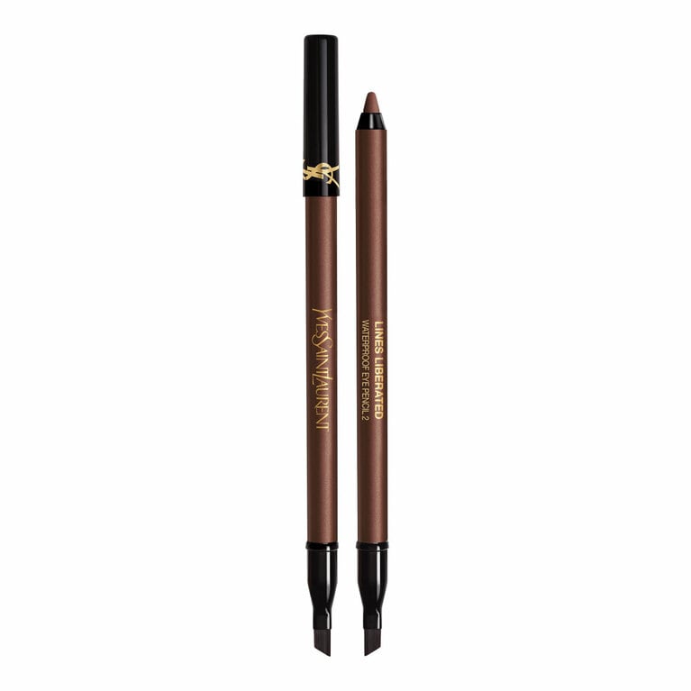 YSL リベレイテッド アイライナー ウォータープルーフ 2　4,840円。上質なツヤ質感の“サテン”タイプの、赤みを含んだブラウン。斜めカットされた付属のブラシで、ぼかすのも自由自在。