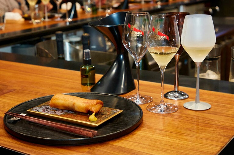 名物の春巻き。具はもちろん、おでん。