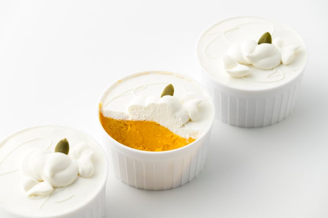 かぼちゃのプリン 1,200円(3個入り)。