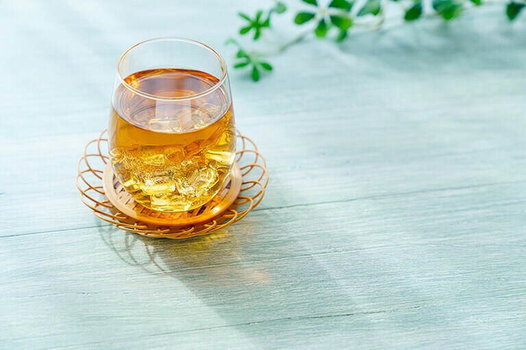 冷たいものは身体を疲れさせてしまう／写真提供　アフロ