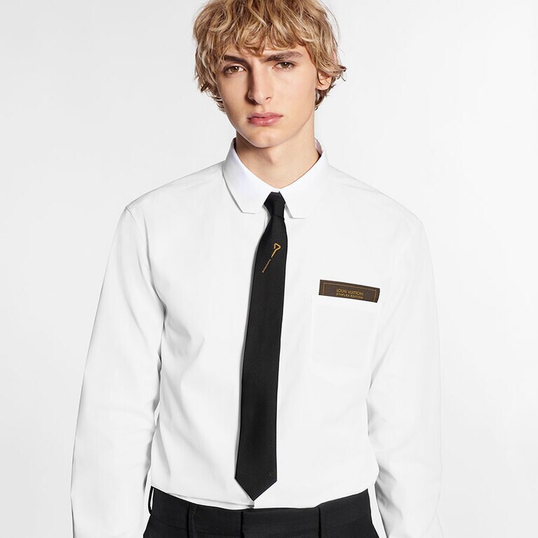 シンプルでスタイリッシュなネクタイピン。クラヴァット・ ピン 6CM 24,000円(予定価格)。