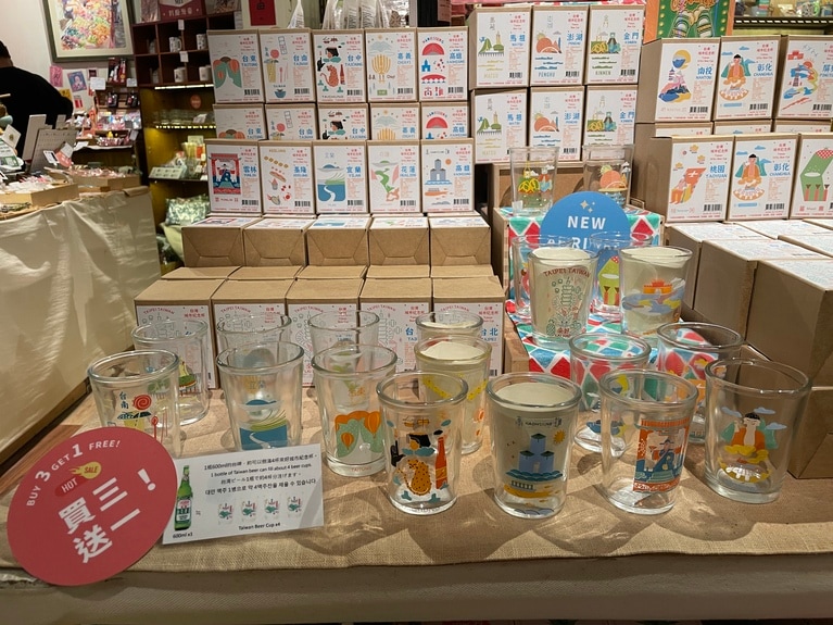 眺めているだけでも楽しい、グラスのラインナップ。