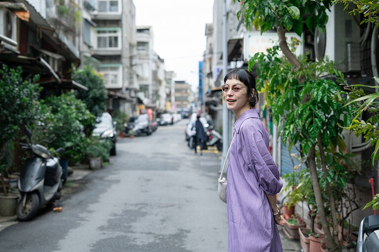 現地の人の生活が垣間見える路地裏を歩けば、旅の思い出がより色鮮やかに。