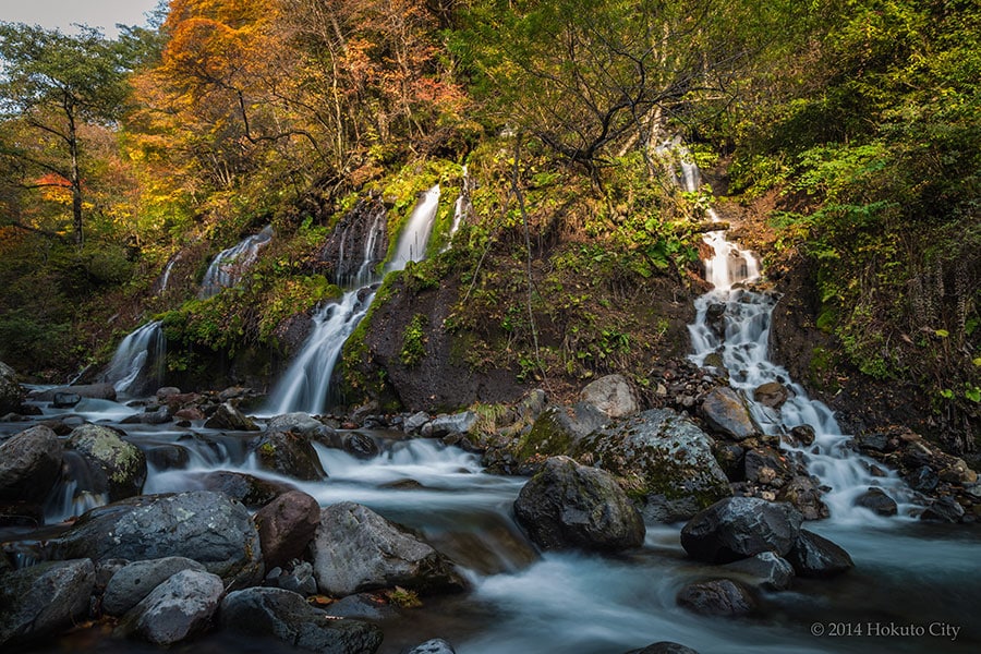 【山梨県】吐竜の滝。