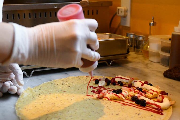 華やかな香りを重ねて。