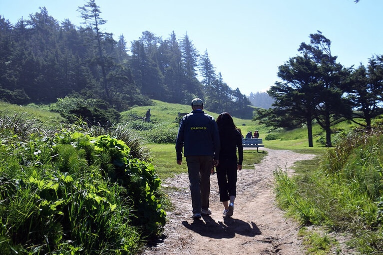 タヒチ島でたまたま知り合い、今回オレゴンの魅力を教えてくれたチャドさん＆愛さんご夫妻。感謝！