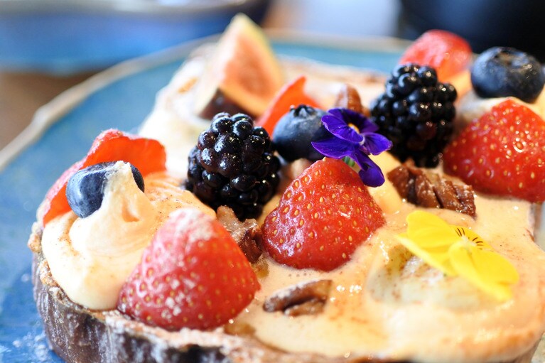 SUSHISAMBAの朝食。地元の人で賑わっていました。