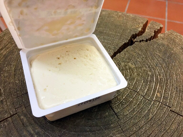 〆に豆腐アイスクリームを購入。