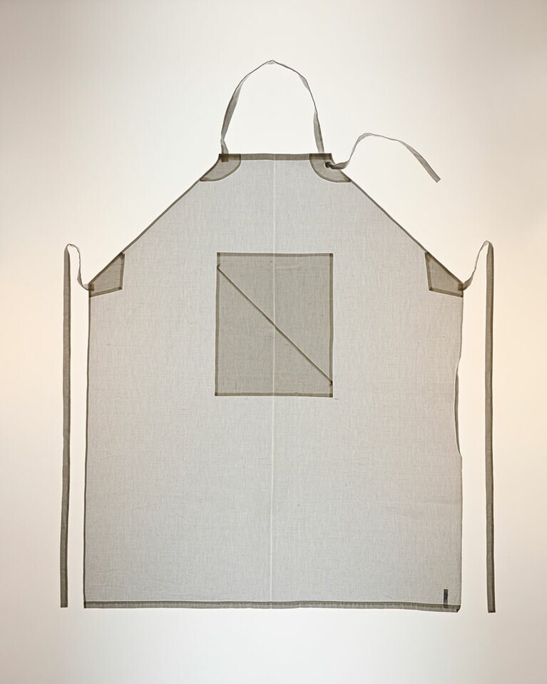 ユニフォームはパトリック・ステファンと山口健治によるクリエーショングループ・ラルモアが手掛けている。