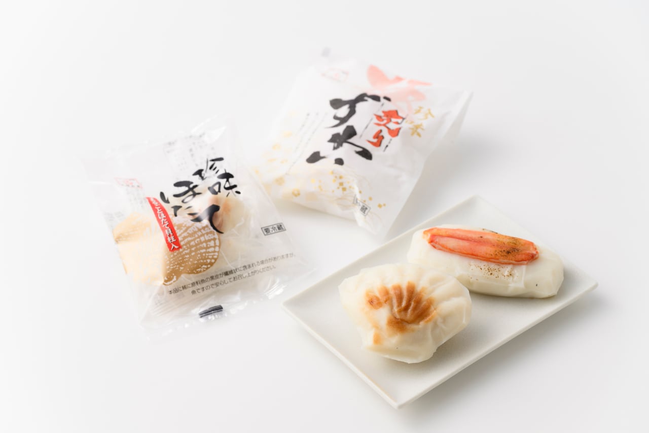 左から：珍味ほたて 510円、炙りずわい 1,080円。