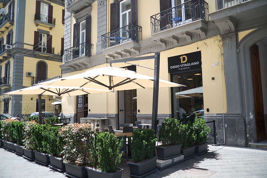 サンタルチア地区にある新店舗のほか、ナポリ市内に2軒、海外出店にも意欲的だ。