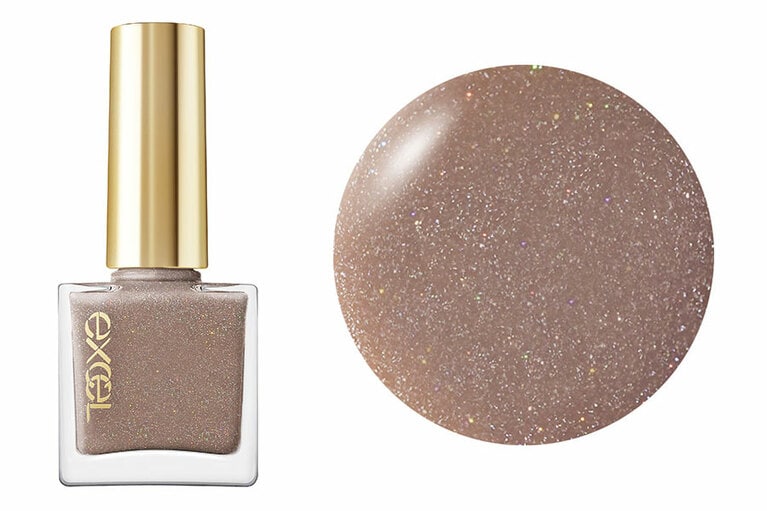 完売が相次ぎリクエスト多数で復刻した、お洒落なグレージュ。ＮＬ３４　トワイライトラバー。虹色のホログラムパール入りで、塗ると角度によっていろんな表情を見せる。