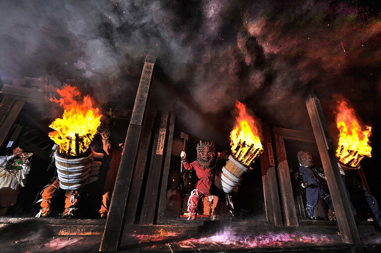 【奈良県】念仏寺の陀々堂鬼走り。