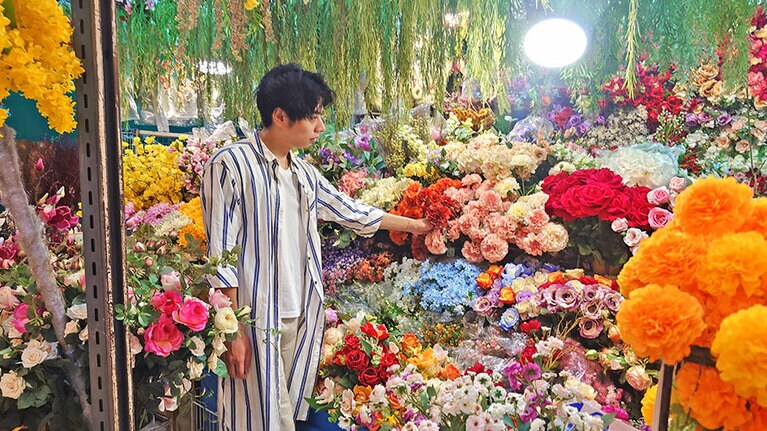 フラワーロード以外のエリアにも造花屋さんは点在しています。