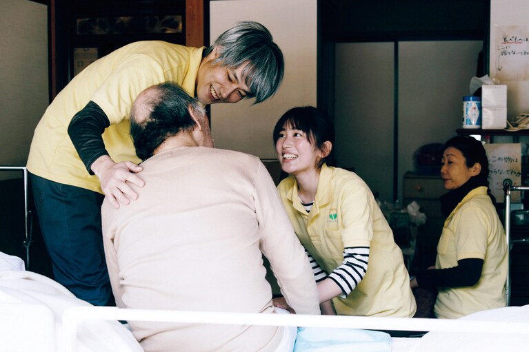 『ロストケア』全国公開中　©2023「ロストケア」製作委員会　配給：東京テアトル　日活