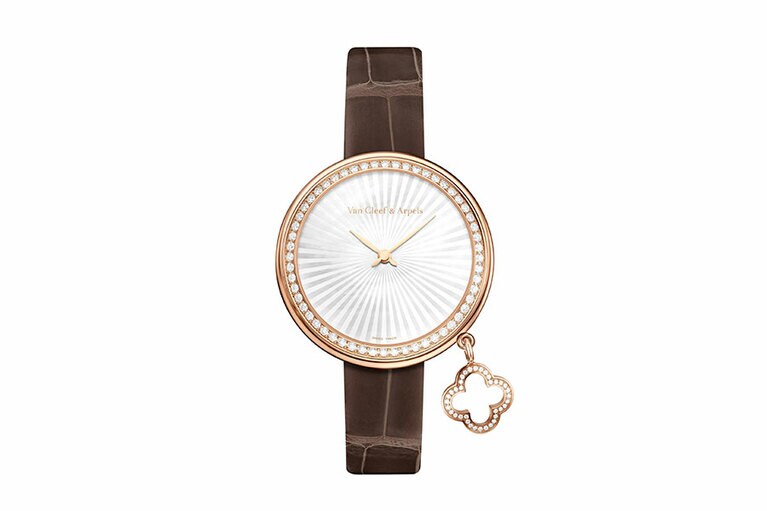 チャーム クローバー ウォッチ 35㎜ 2,040,000円。© Clement Rousset