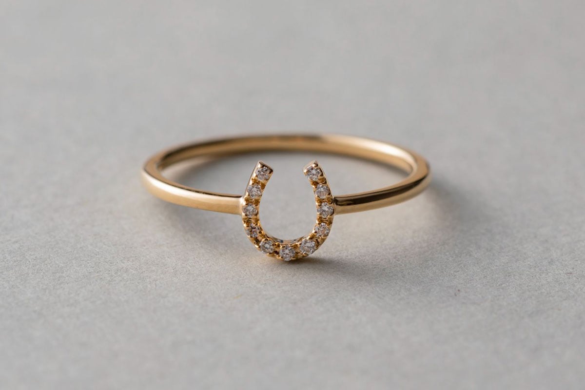 ete リング 84,700円。【取扱店舗】新・横（ete bijoux）・高