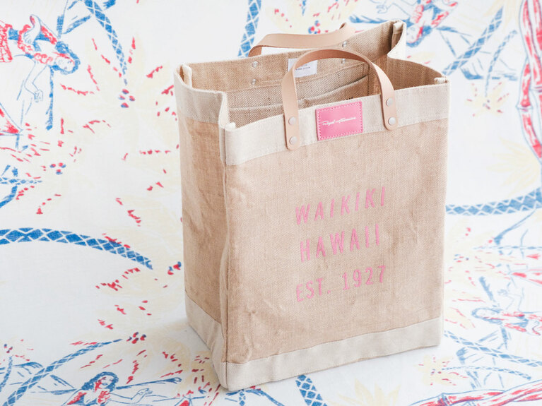 【The Royal Hawaiian, A Luxury Collection Resort, Waikiki】マーケットバッグ 106ドル／TRH Inspired