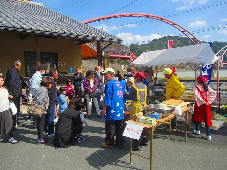 花桃まつり。