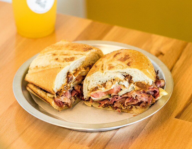 ザ・ドリュー 13ドル。