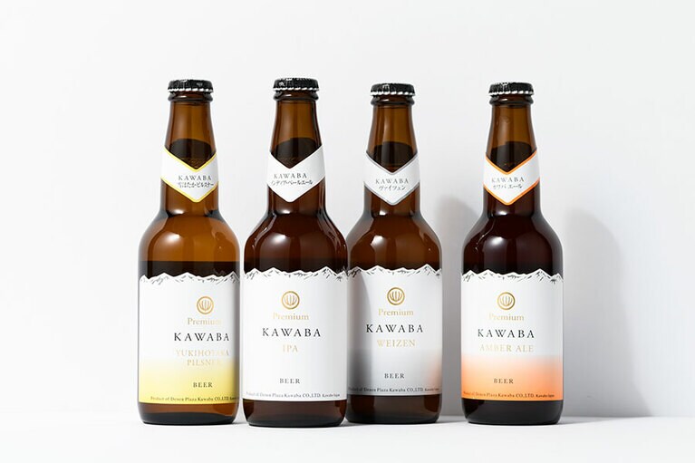 【群馬】道の駅 川場田園プラザの「川場ビール」(各330ml)。左から：雪ほたかピルスナー 350円、IPA 500円、ヴァイツェン 330円、カワバエール 330円。